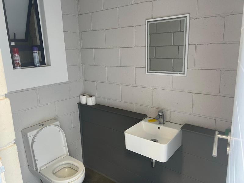 Commercial Property for Sale in Fairview Eastern Cape